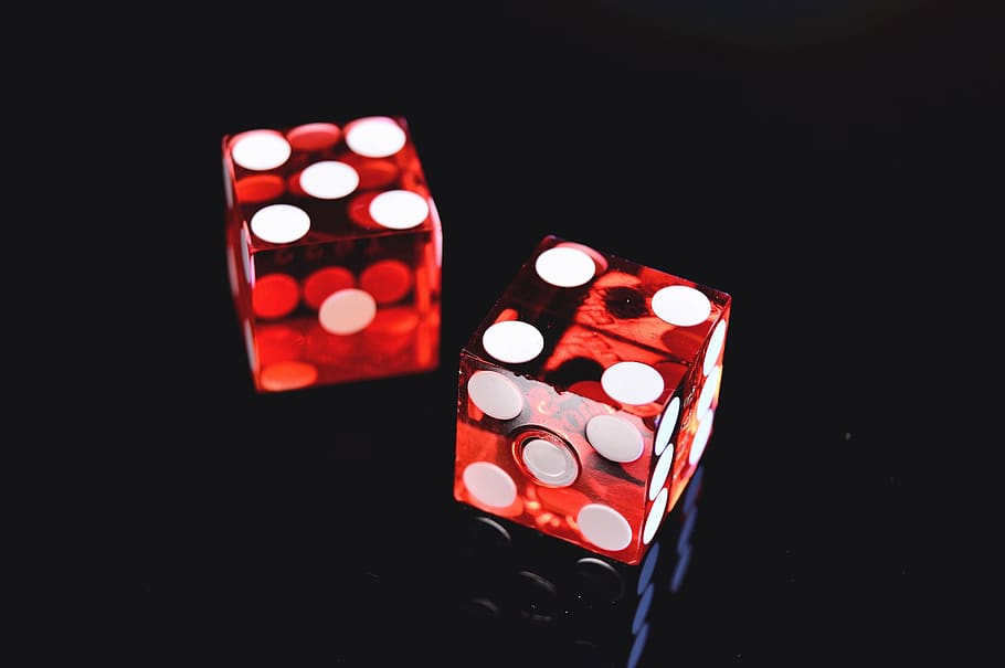 If you are looking to evaluate the value of your no deposit bonus, the best way to do this is by looking at the wagering requirements to give you an overall idea of the value of the no deposit bonus guides. The wagering requirements entail a list of what you are required to do, to cash out your bonus. It will determine the number of bets you would have to make before you can withdraw your winnings.